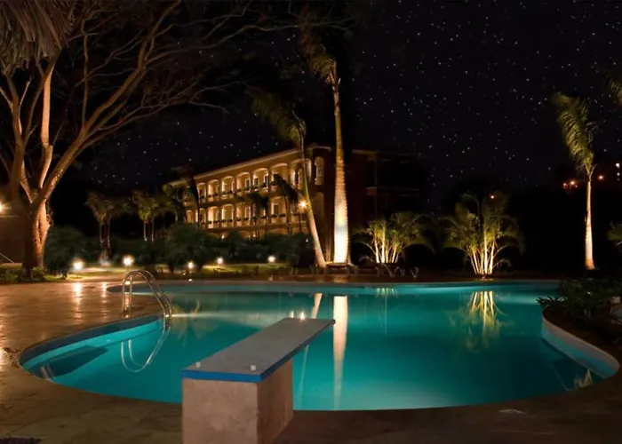 1 Bedroom With Pool And Walking Distance To Apartamento *